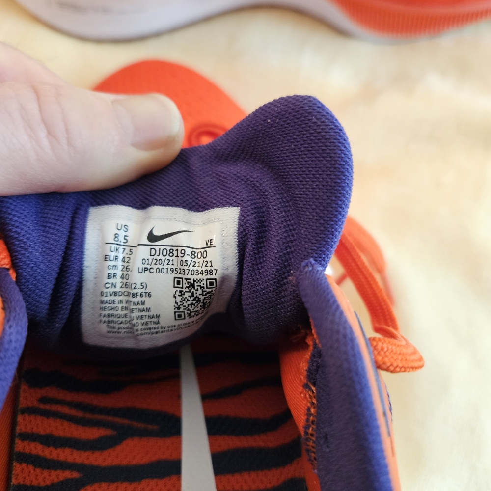 NEW! Nike Pegasus CLEMSON Orange and Purple Sneakers 8.5 M 10 W - Picture 3 of 10